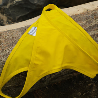 Style Guide to Yellow Swimwear Trends 2025